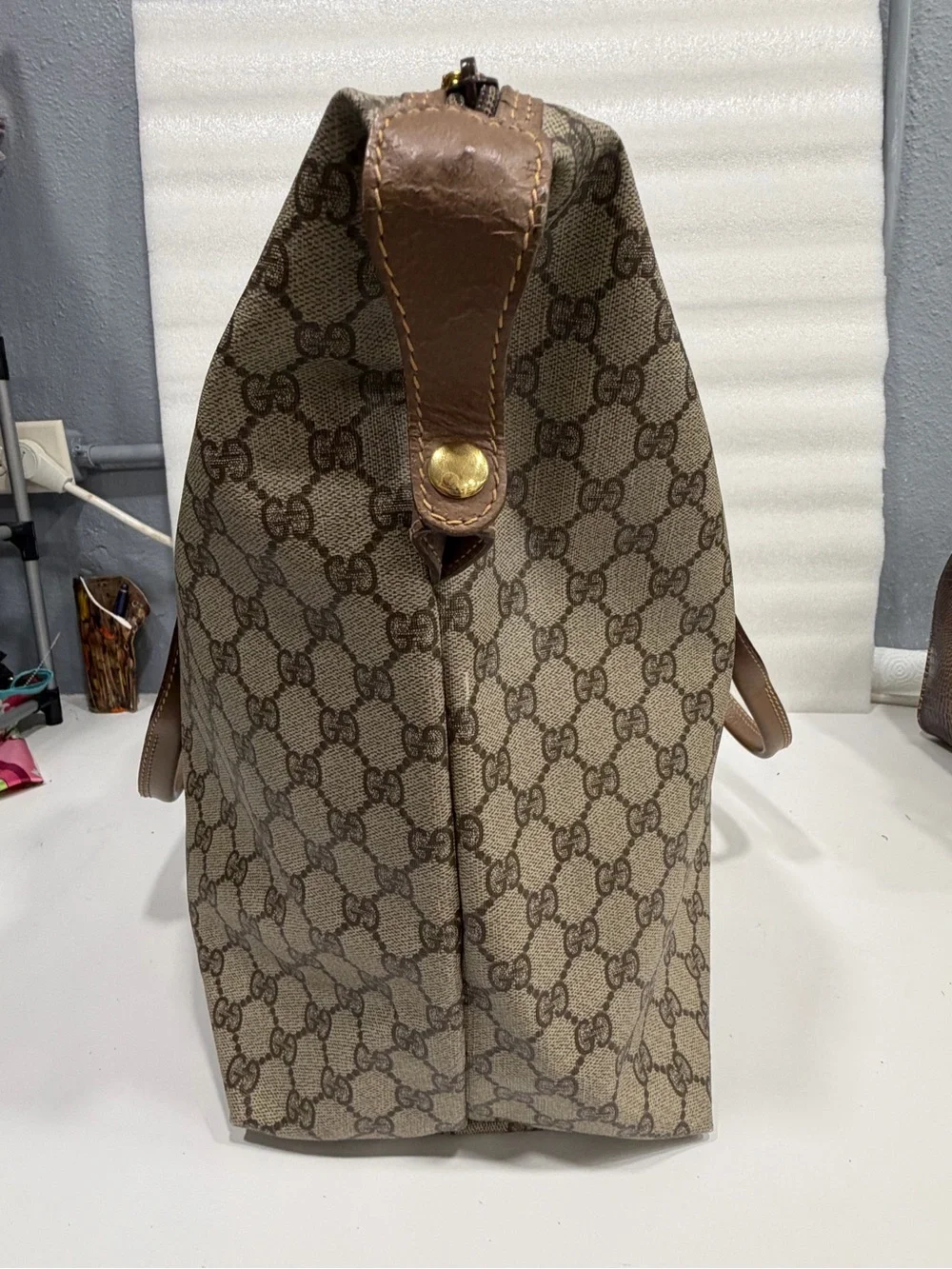 Gucci Beige Brown GG Supreme Canvas large travel tote